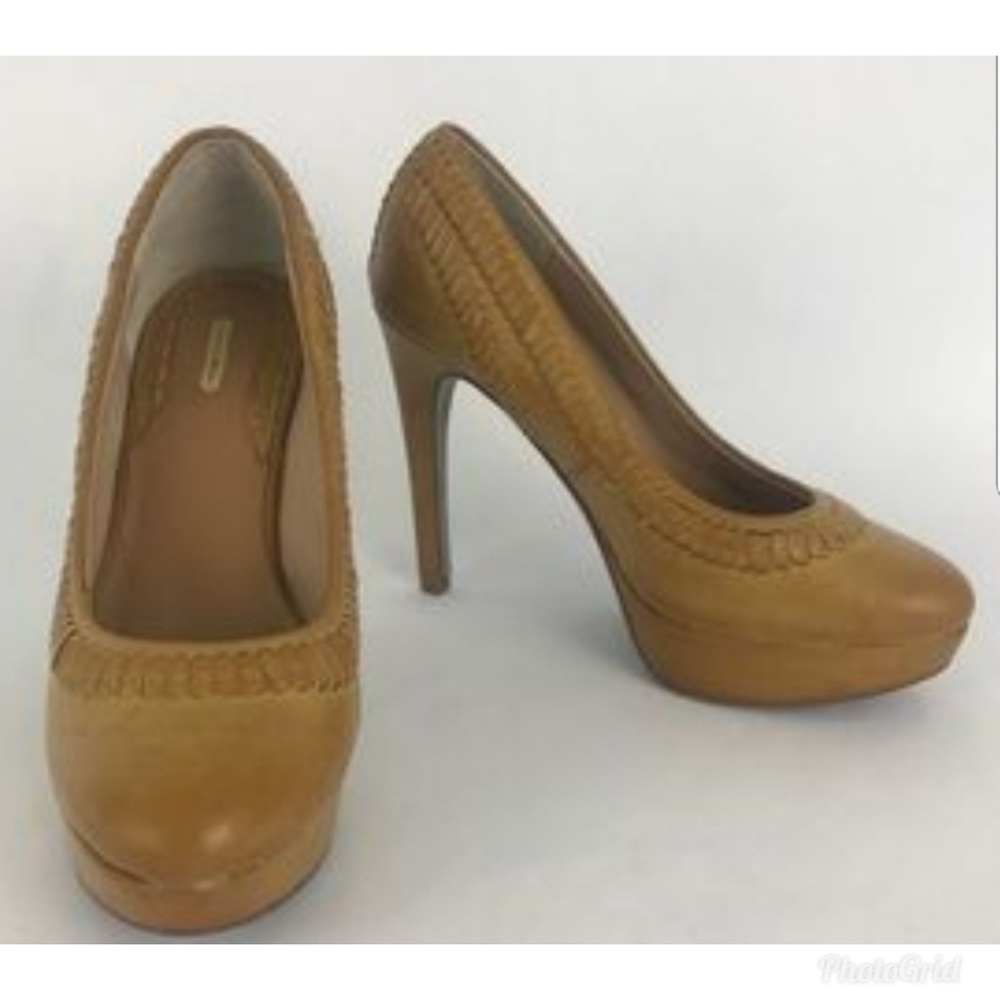 Max Studio Adelle Pumps
